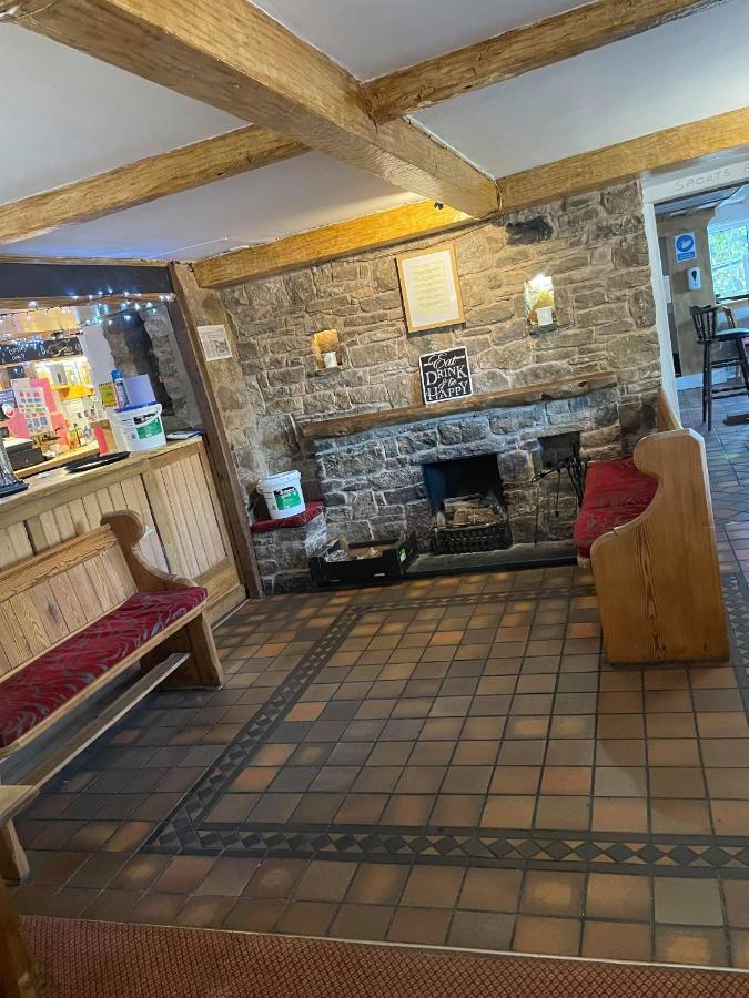 The Glan Yr Afon Inn Holywell (Flintshire) Exterior foto