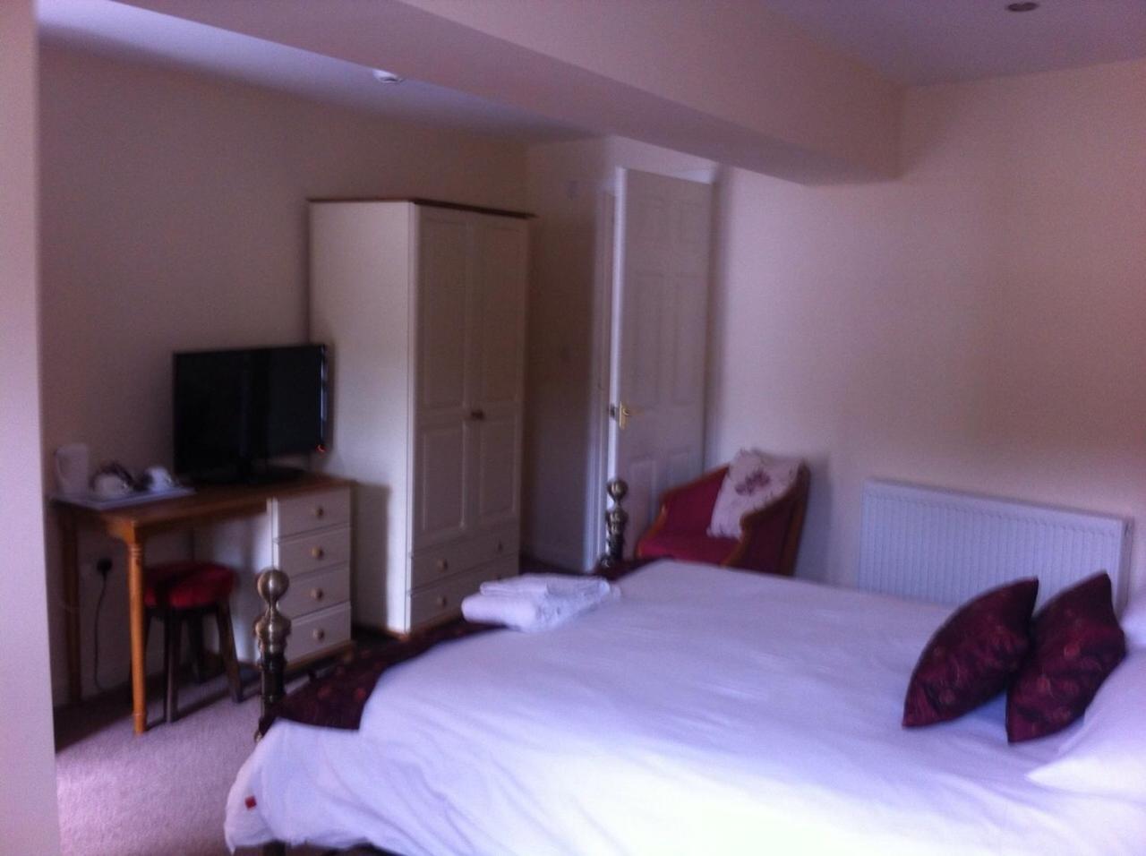 The Glan Yr Afon Inn Holywell (Flintshire) Quarto foto